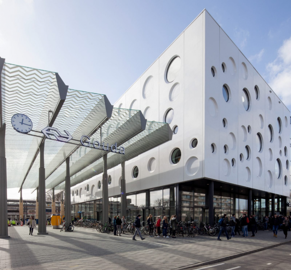 Centraal Station Gouda glazen luifel Alverre