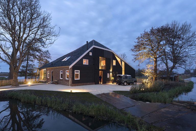stolp boerderij Jisp