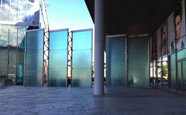 Citymall Almere windschermen