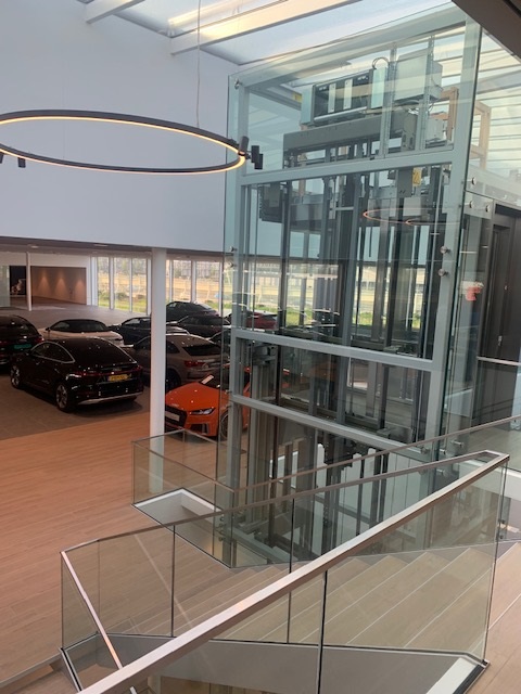 glazen wand audi